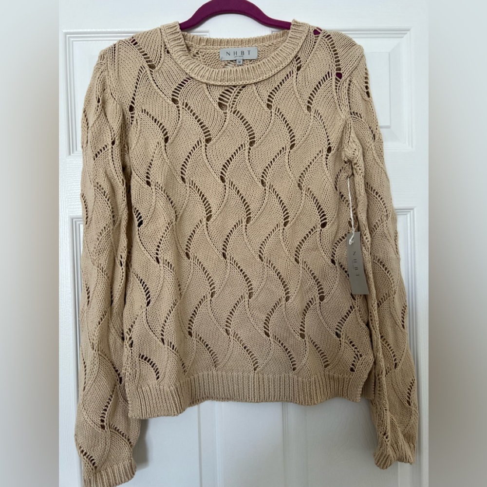 NWT new 🆕 NHBT sweater medium